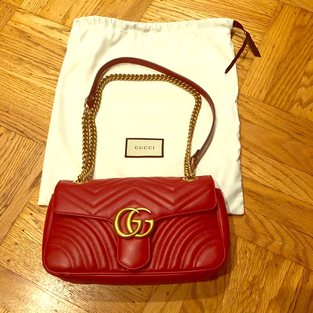Gucci GG Marmont Small Matelasse Shoulder Bag
